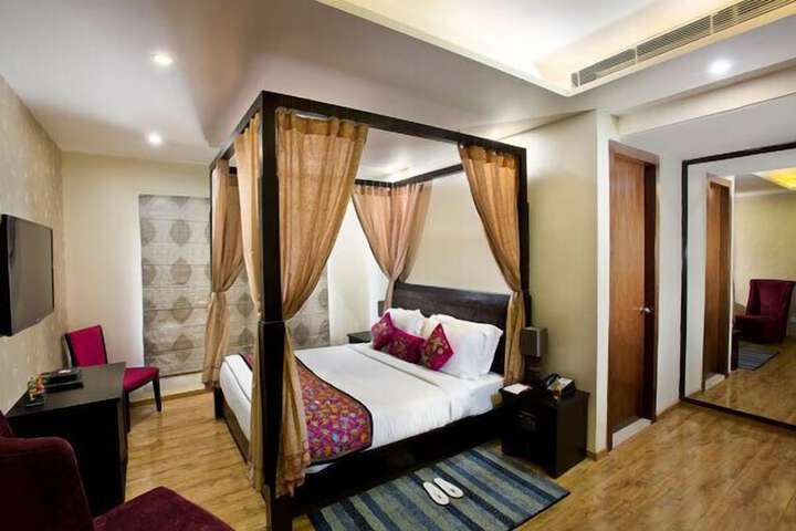 Room 7 of 29