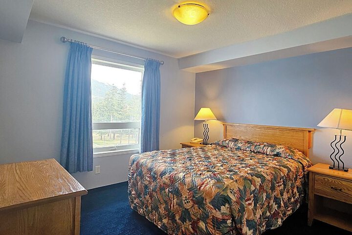 Room 16 of 41