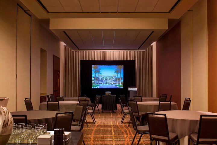 Meeting facility