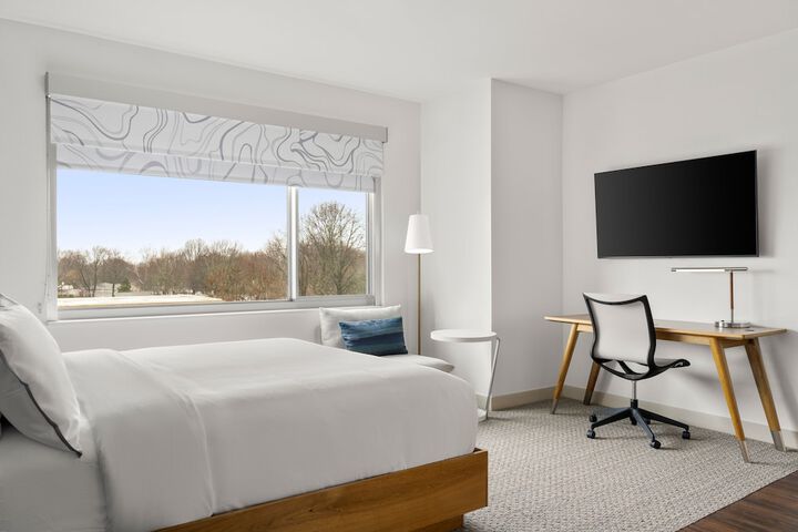 Room 15 of 73