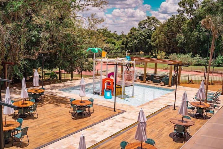 Pool 19 of 46