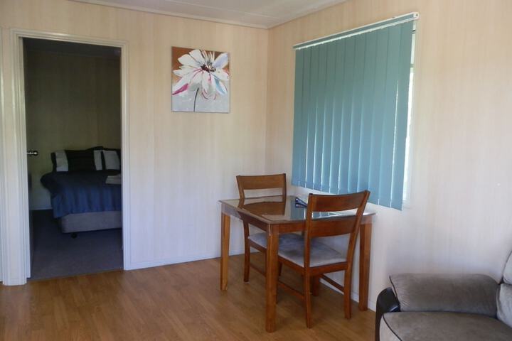 Room 6 of 27