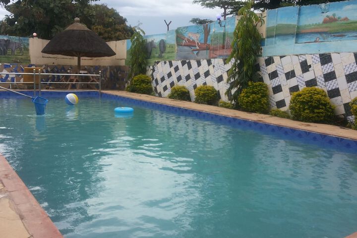 Pool 37 of 63