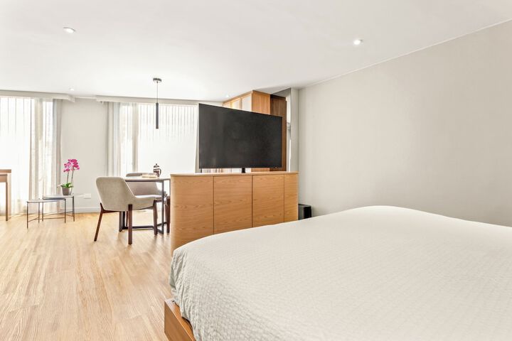 Room 14 of 59