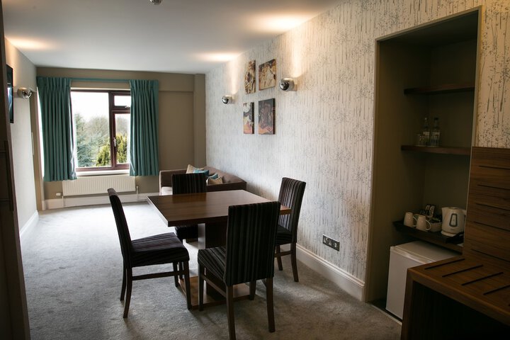 Room 35 of 80