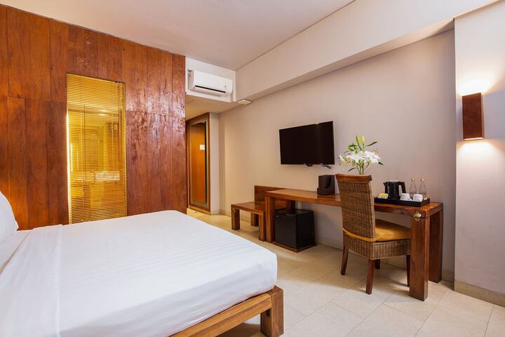 Room 15 of 81