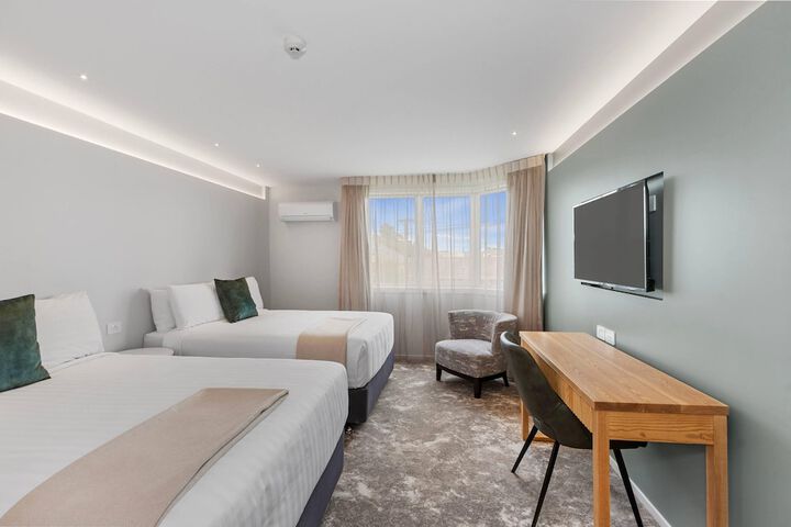 Room 46 of 114