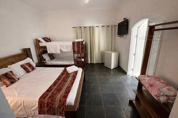 Room 5 of 20