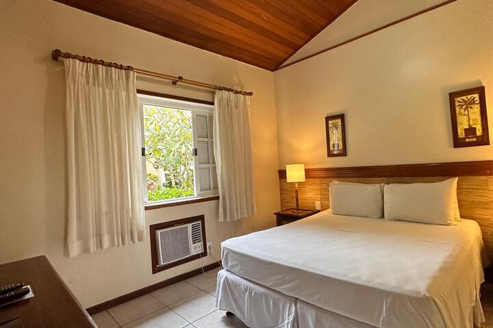 Room 15 of 221