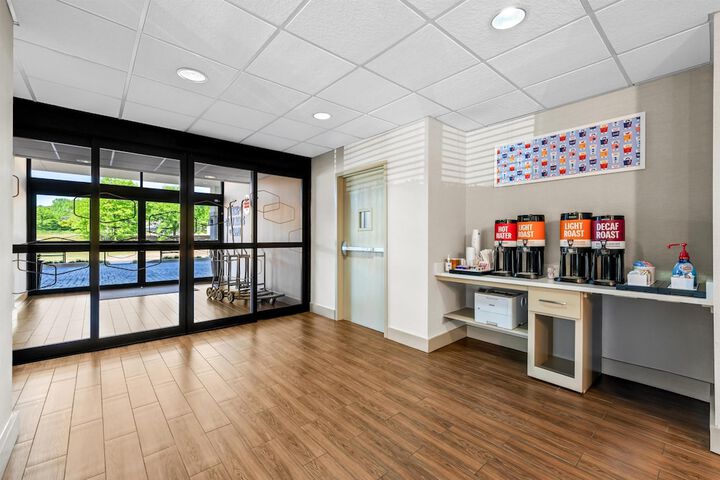 Guest Lobby