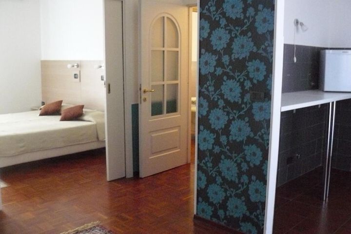 Room 14 of 52