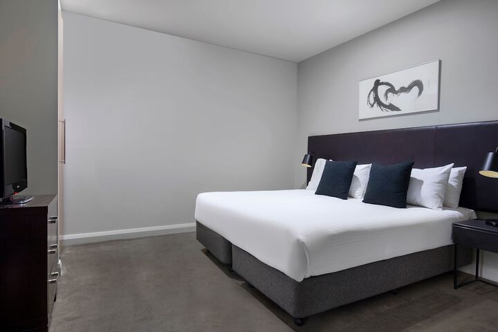 Room 21 of 39