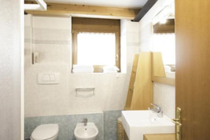Bath Photo