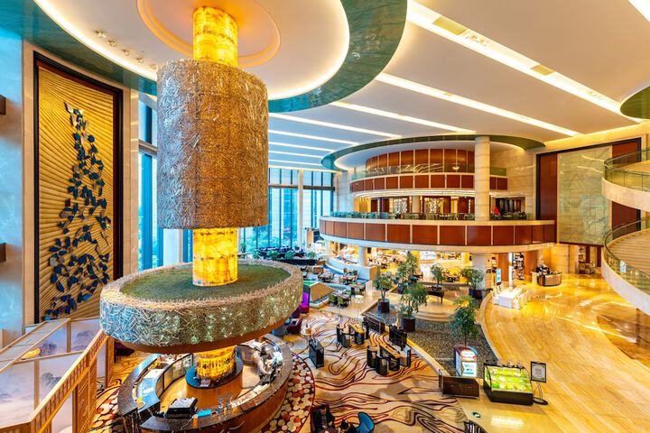 Guest Lobby