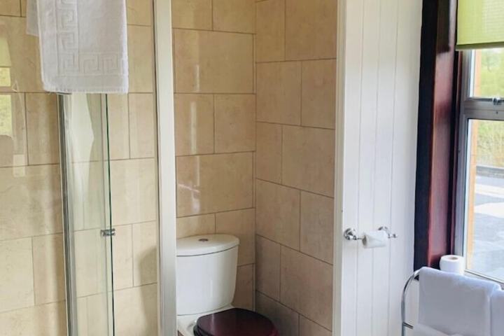 Room 15 of 25