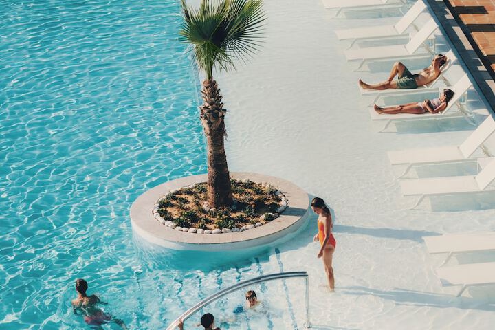 Pool 67 of 113