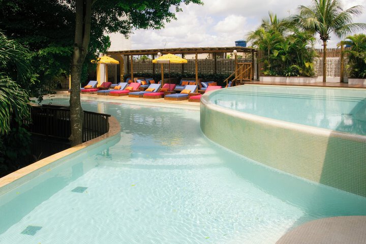 Pool 167 of 262
