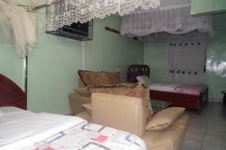 Room 15 of 17