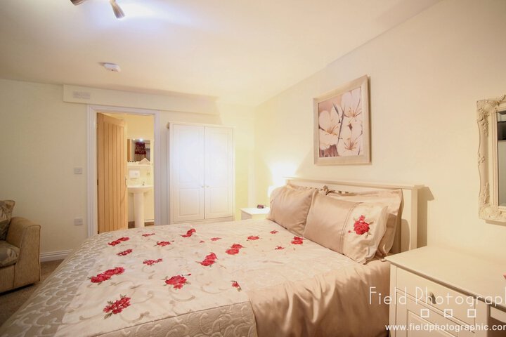 Room 5 of 40
