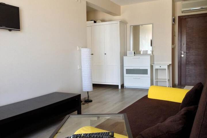 Room 7 of 21