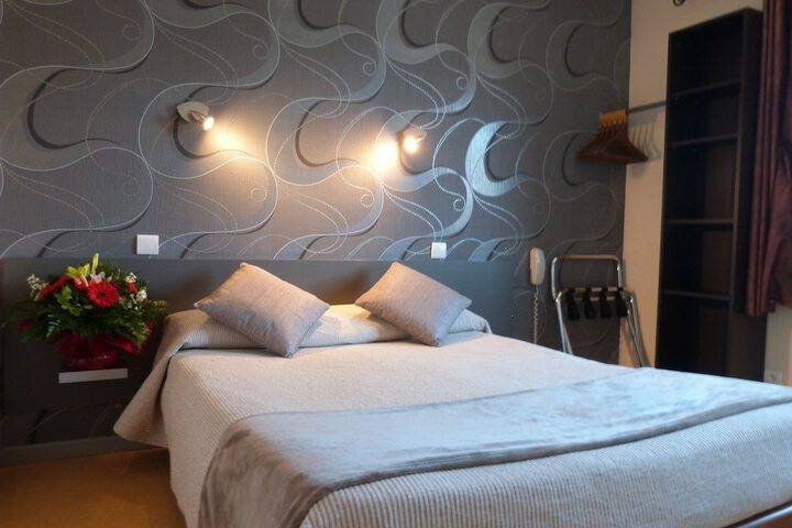 Room 12 of 29