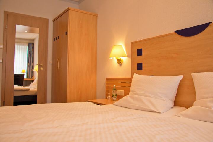 Room 5 of 36