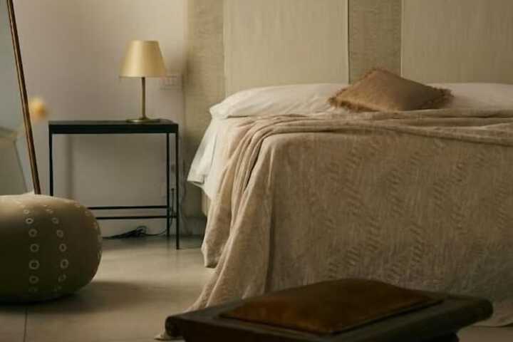 Room 15 of 132