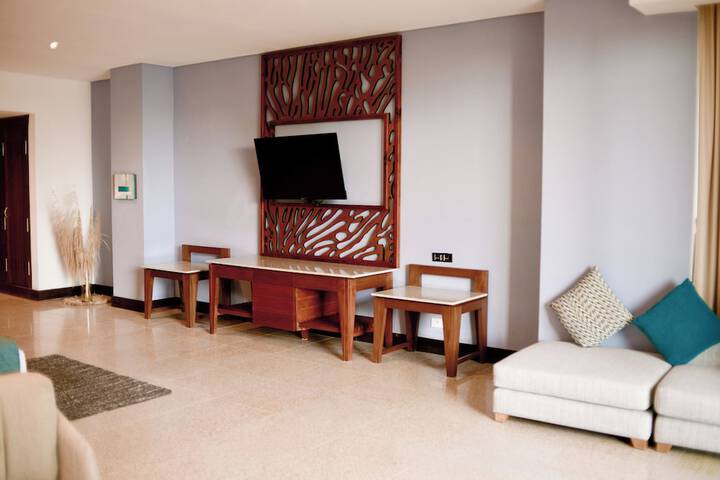 Room 23 of 74