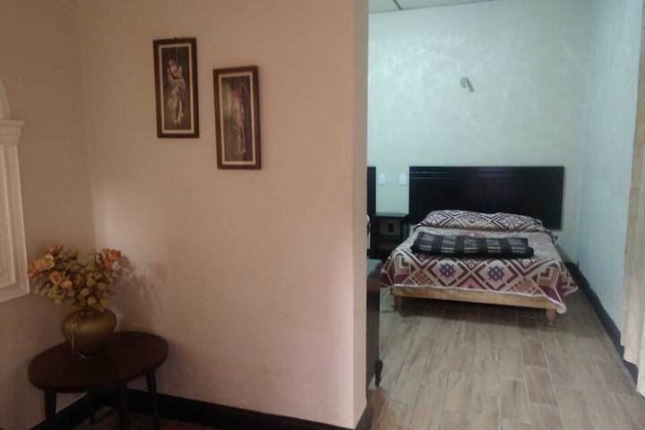 Room 4 of 23