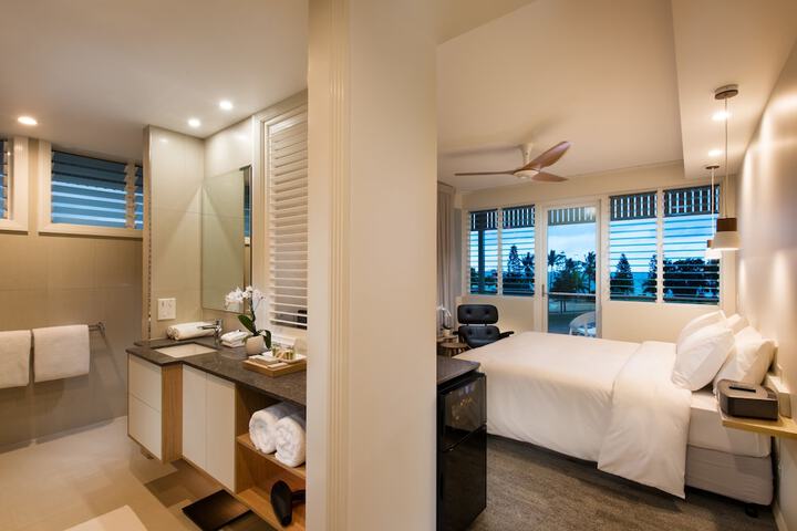 Room 3 of 49