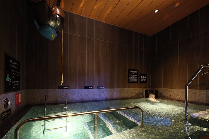 Spa 11 of 41