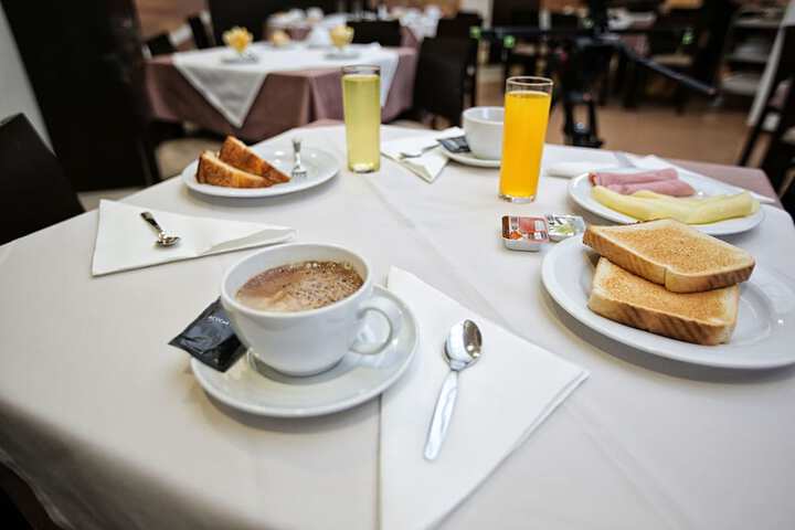 Breakfast/Coffee Service 34 of 43