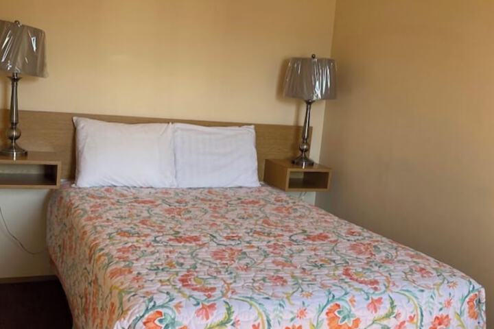 Room 5 of 7