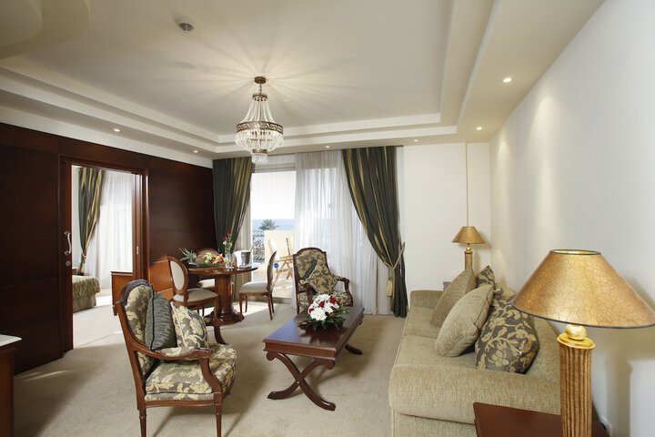 Room 13 of 55