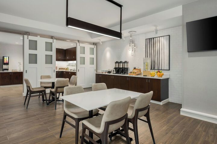 Breakfast/Coffee Service 44 of 49