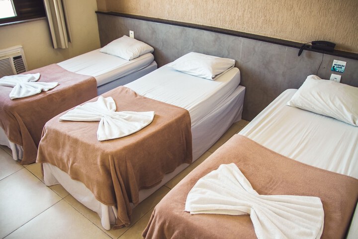 Room 20 of 39