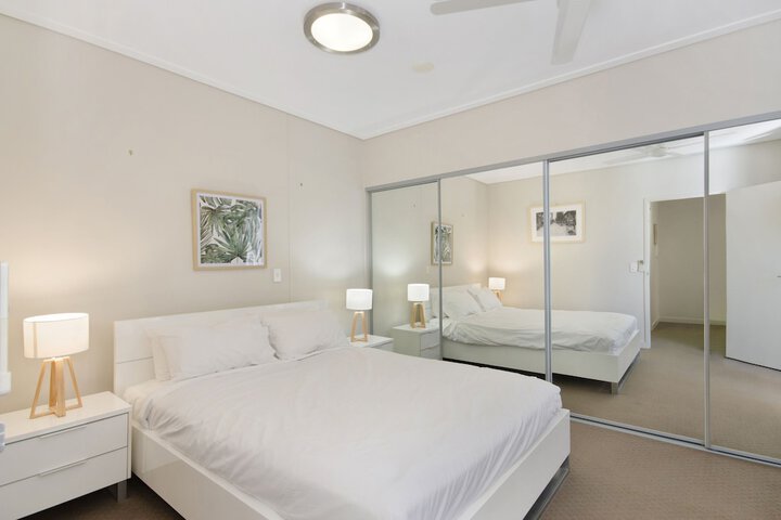 Room 7 of 52