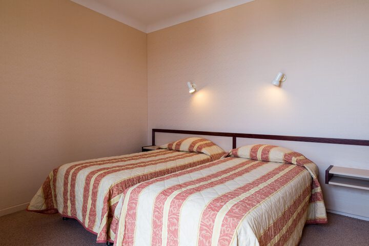 Room 3 of 11