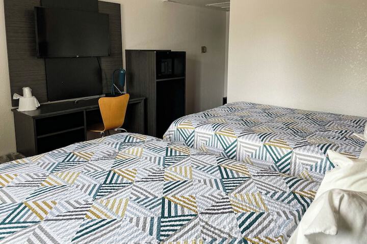 Room 17 of 35