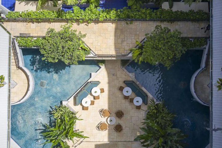 Pool 64 of 185