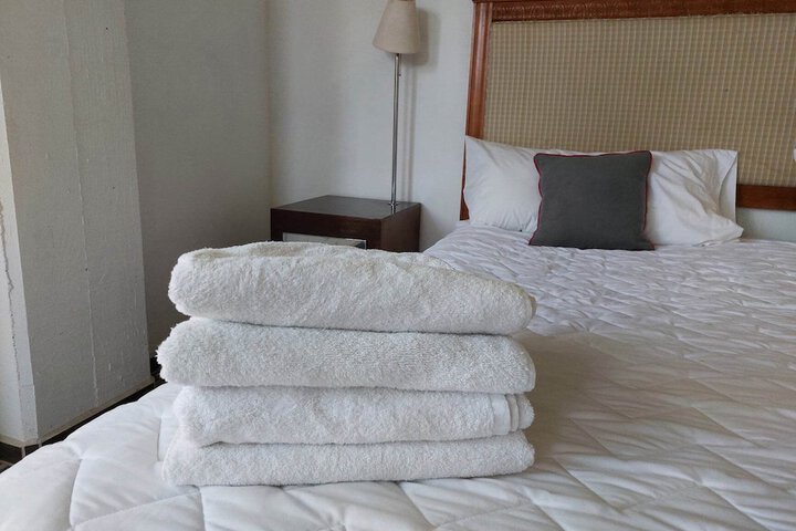 Room 4 of 14