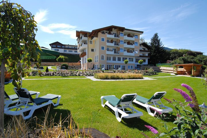 Hotel 96 of 100