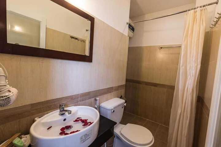 Clean Restrooms