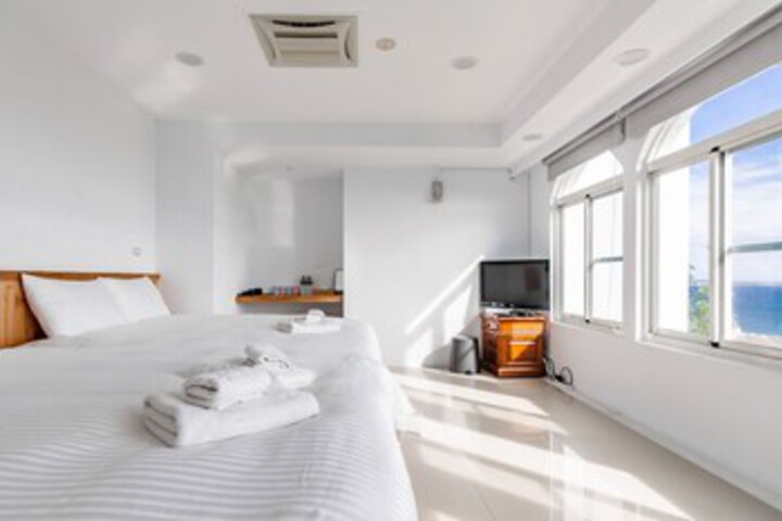 Room 85 of 87