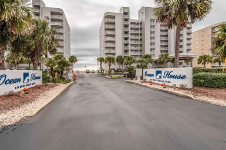Ocean House 1904 condo in Gulf Shores, AL