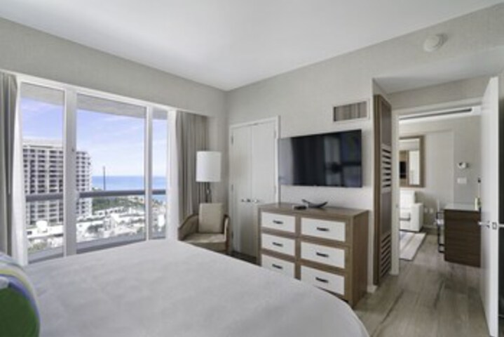 Room 61 of 82