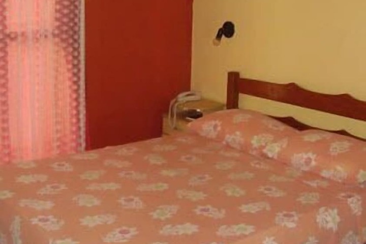 Room 22 of 39