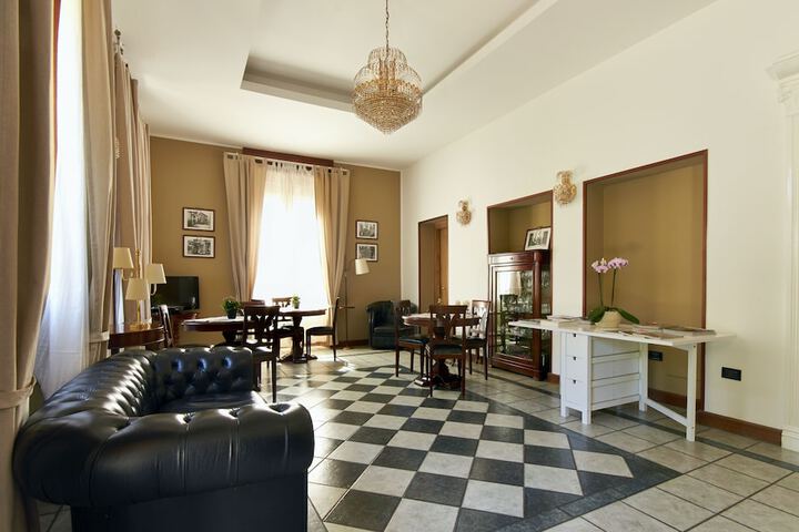 Hotel Interior 2 of 29