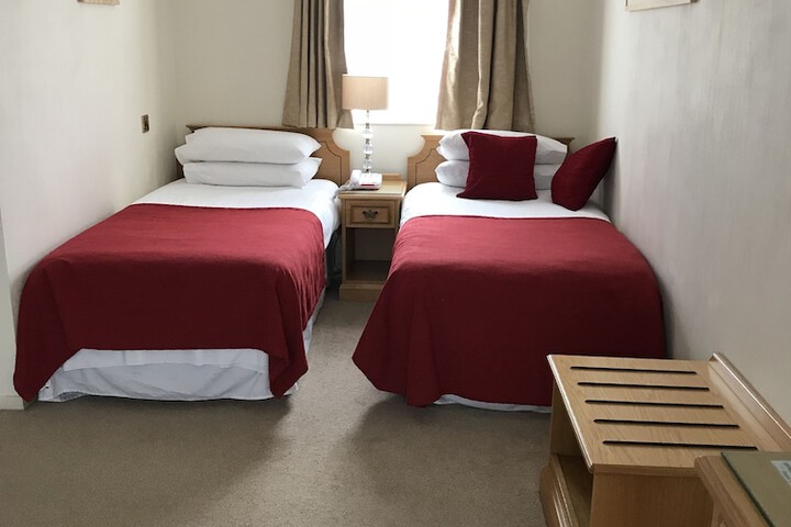 Room 13 of 47