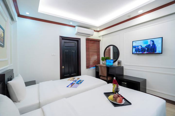 Room 4 of 54